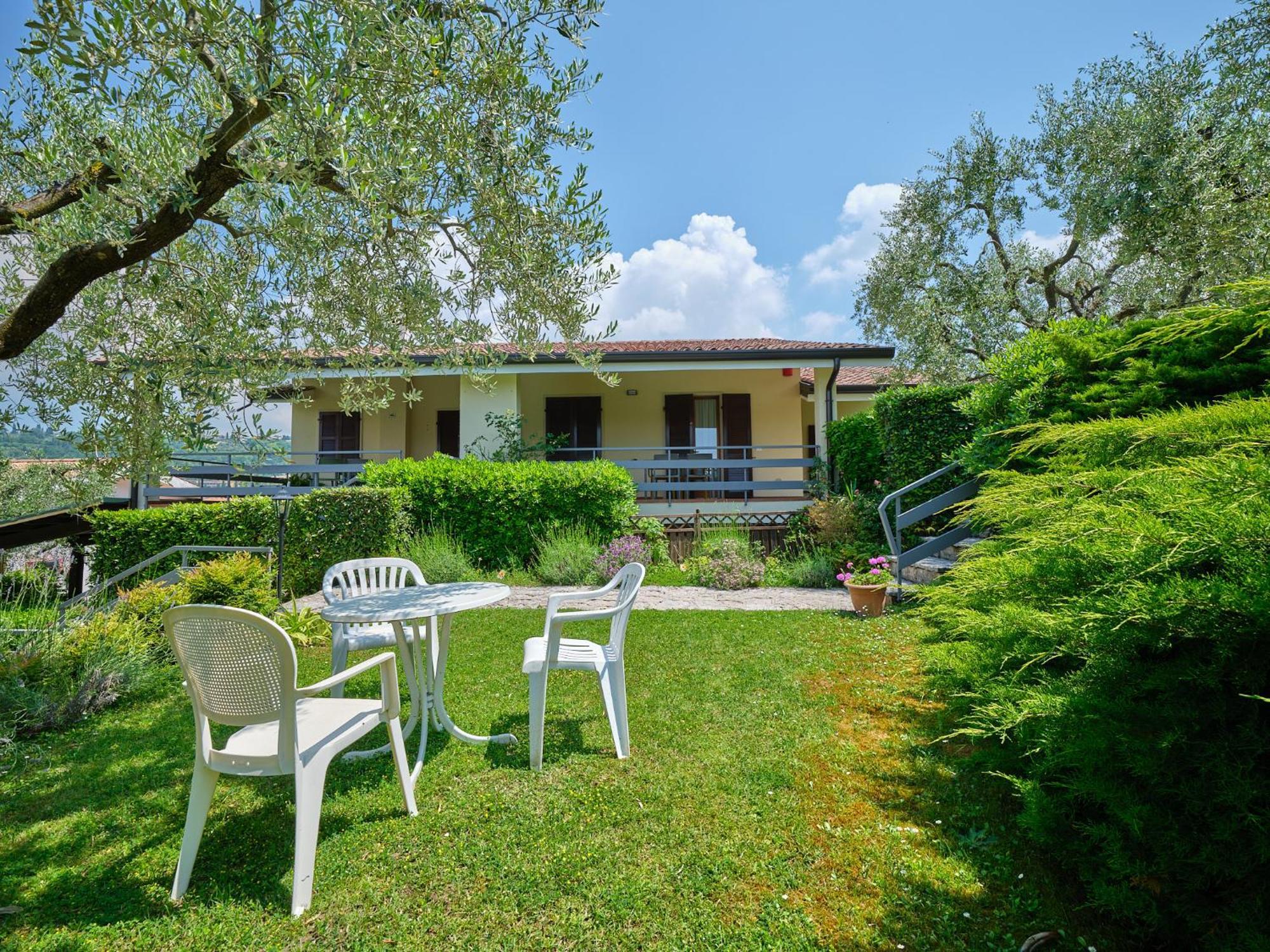 Appartamenti Le Rasole Garda  Dış mekan fotoğraf